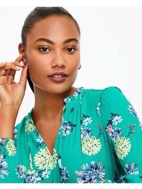 LOFT Green Floral Peasant Blouse XXL Boho Tie Neck Lightweight